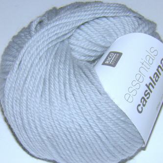 Essentials Cashlana dk 002 hellblau P.26
